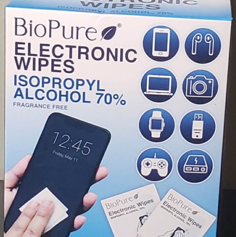 🤑 2/$10 NWOT Electronic Wipes!! 100 per bo